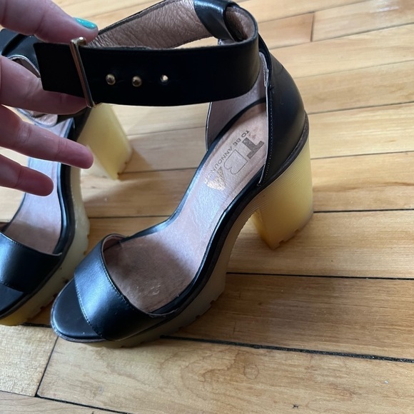 TBA To Be Announced Rubber Lug Sole Ankle-strap black Chunky Utility Thread Heel - Picture 4 of 7